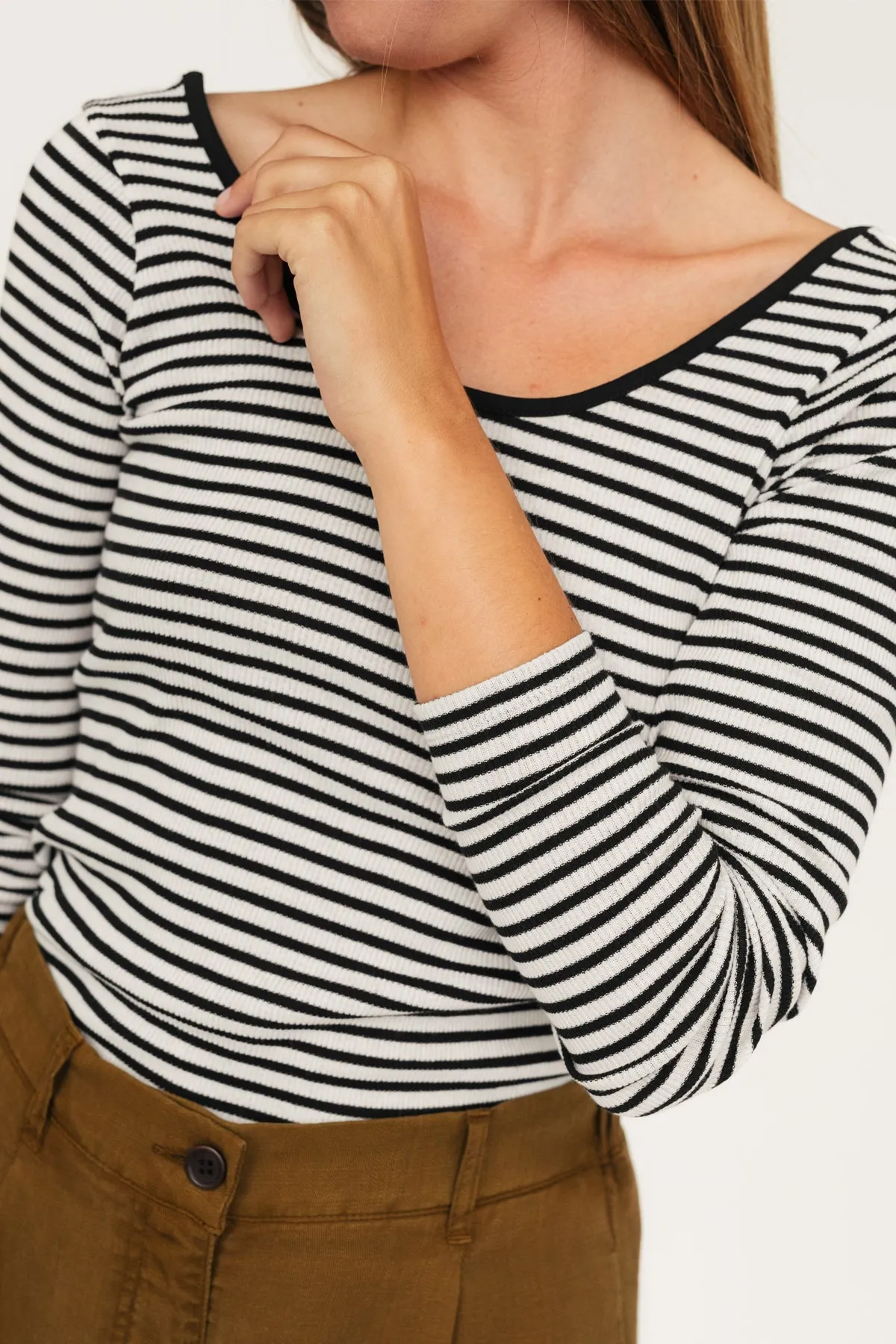 Enet Top Black & White Stripes