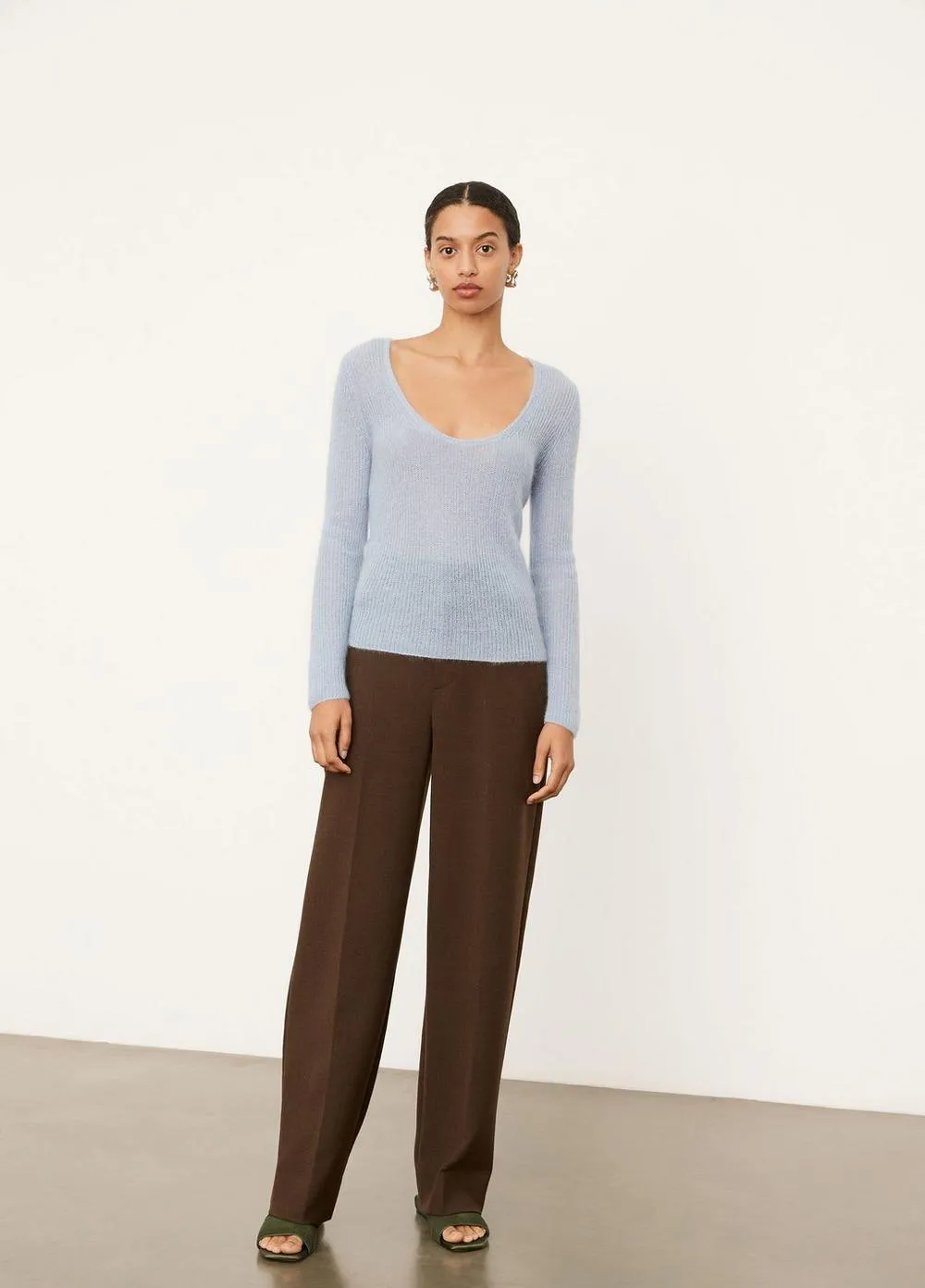 Scoop Neck Pullover in Light Peri Blue