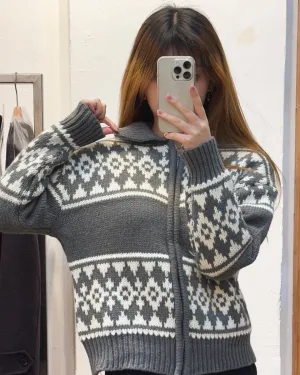 Unique pattern knit tops